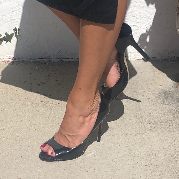 ELLE  Black patent vynil open toe pumps sz. 7.5 - Picture 7 of 8